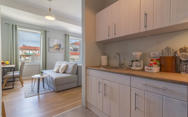 Luxurious Suites Elegance