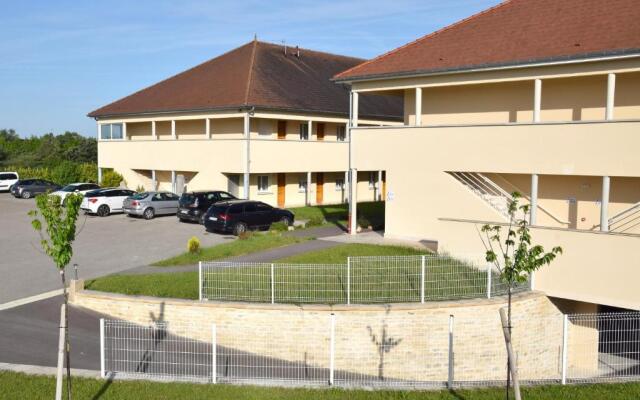 Logis De France Des Sources