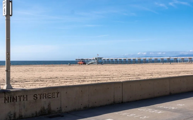 Beachside Apt With Laundry AC Patio
