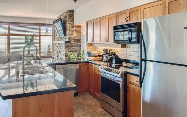 The Crescent by Okanagan Premier