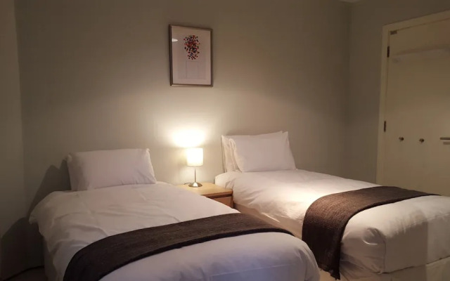 MetroStays - Temple Bar 5