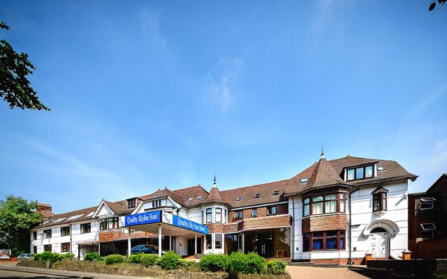 Luton Hotel