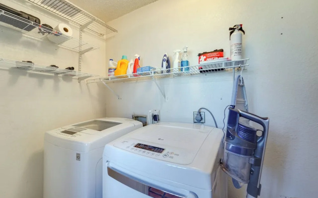 Lovely Lubbock Home w/ Furnished Deck & Grill