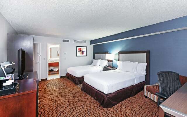 Embassy Suites by Hilton Dallas Market Center