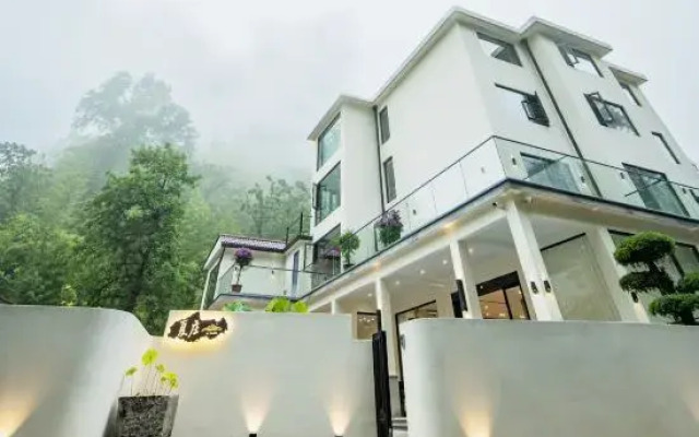 Summer Falls Homestay in Xiazhuang