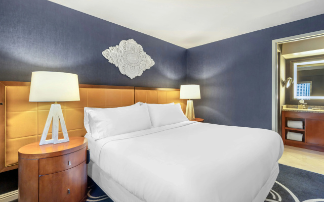 Omni Chicago Hotel