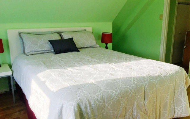 Acacia Bed & Breakfast