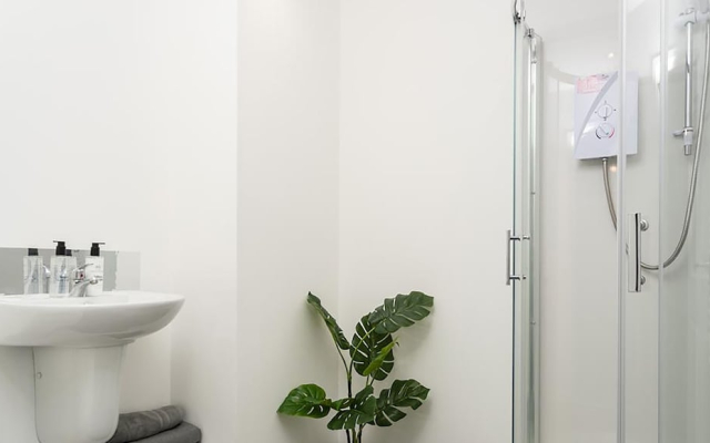 1 Quincy House - One bedroom Apartment