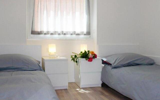 Residence Girasole Casa Rossa B