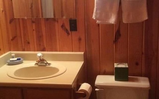 Canyon Cabins Lodging