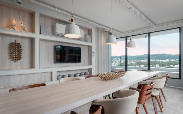 Rooftop com piscina em Jurerê Internacional #JA12