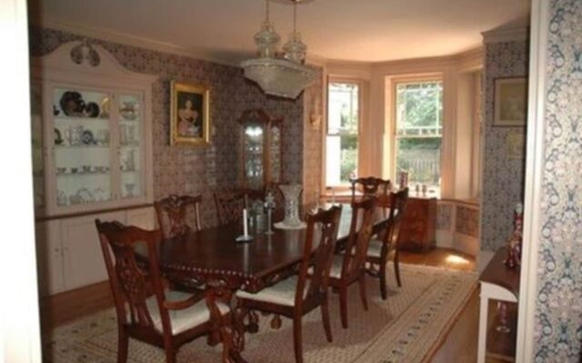 Wayne Bed & Breakfast Inn