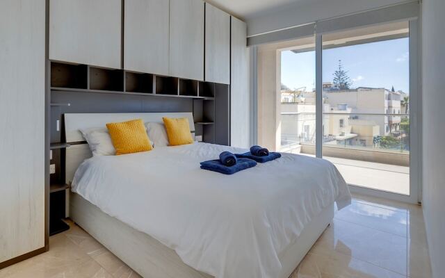 Cosy 1BR Apartment in Central St Julian's