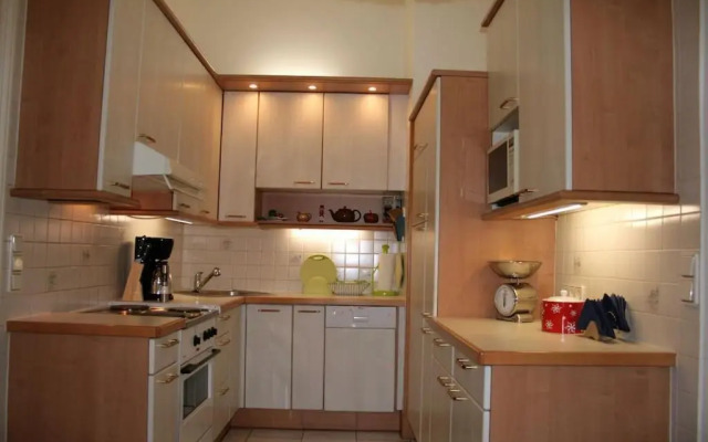 70m² Großes Apartment Mit Gartenzugang