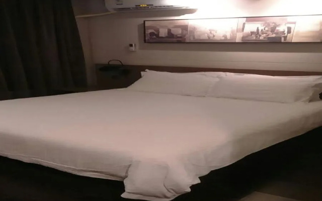 Jinjiang Inns (Beijing Dongzhimen Embassy District)