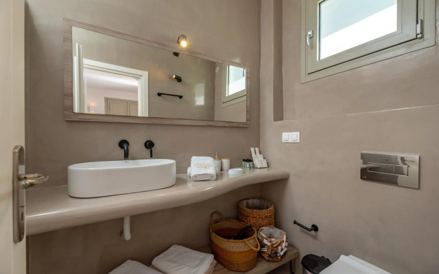 Aerenia Suites