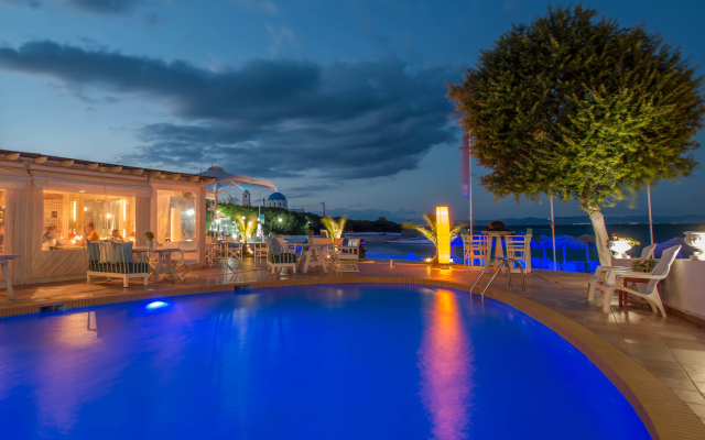 Oasis Beach Hotel