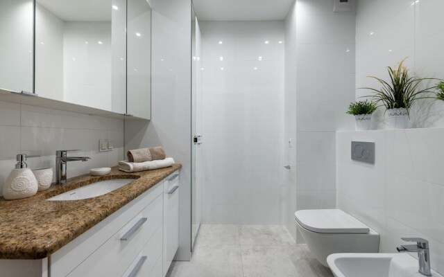 P And O Apartments Solec 15