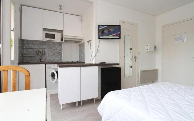 Appartement Balaruc-les-Bains, 1 pièce, 2 personnes - FR-1-553-110