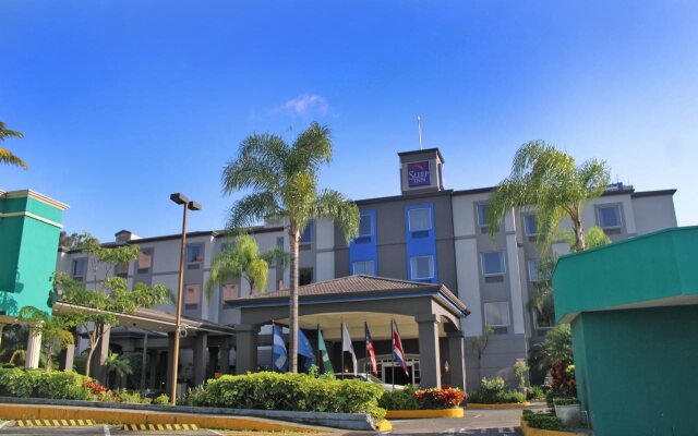 Sleep Inn Hotel Paseo Las Damas