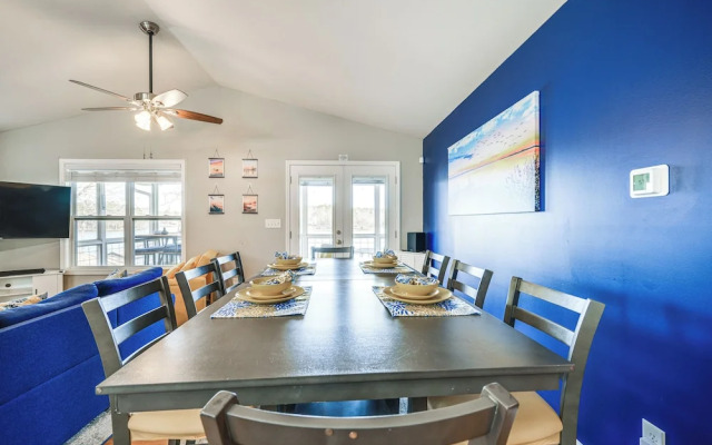 Lakefront Eatonton Getaway w/ Dock & Grill!