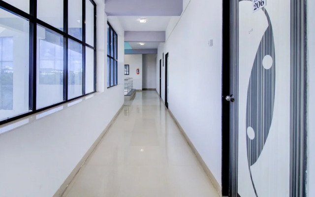 OYO Flagship 29595 Hotel Akash Executive