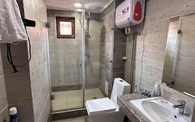 Vzmorie DeLuxe hotel