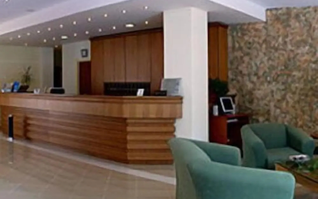 Nontas Aparthotel