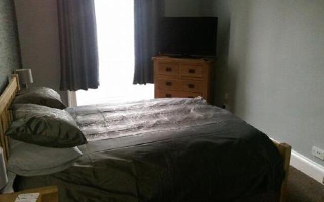 16A Low Street