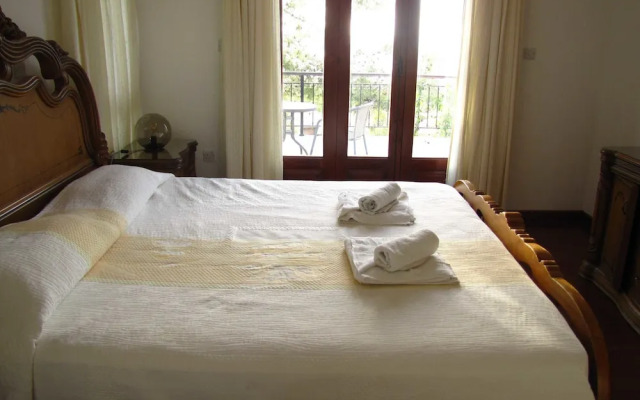Webooking Knossos Villa