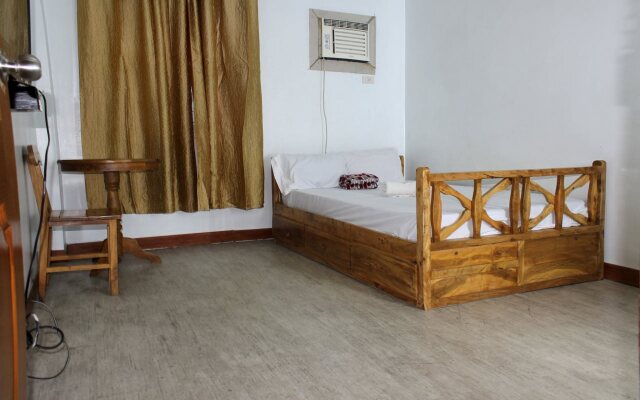 Rooms 498 Hostel