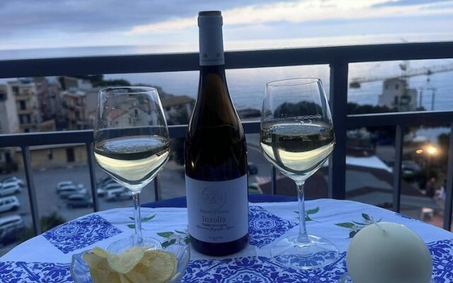 Seafront House Le Finestre Sul Mare With Balcony