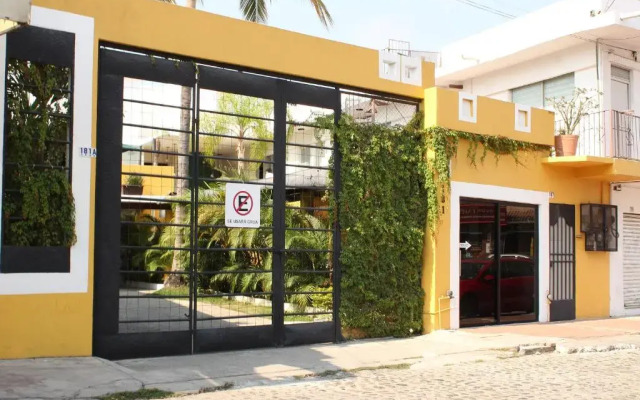Ixaya Hotel