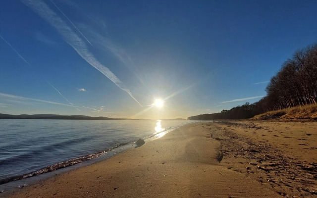 Isle of Bute House Seaview-garden-petsok-freep