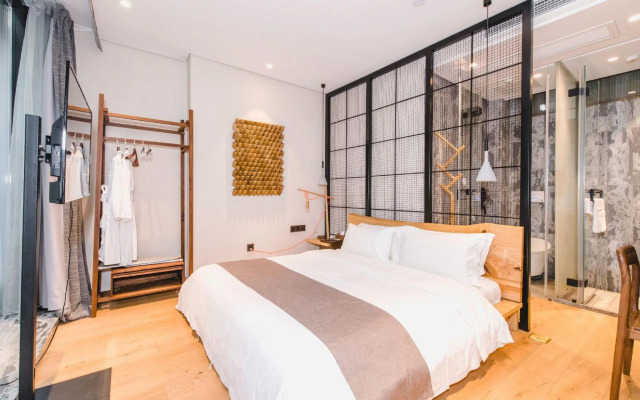 Yu Hotel