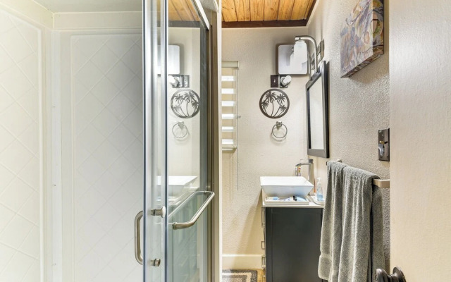 Private Pool, Deck & Patio: Galveston Oasis!