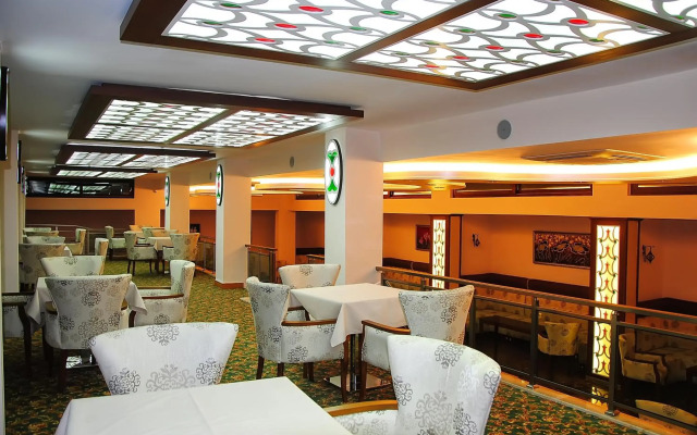 Malahit Exclusive City Hotel