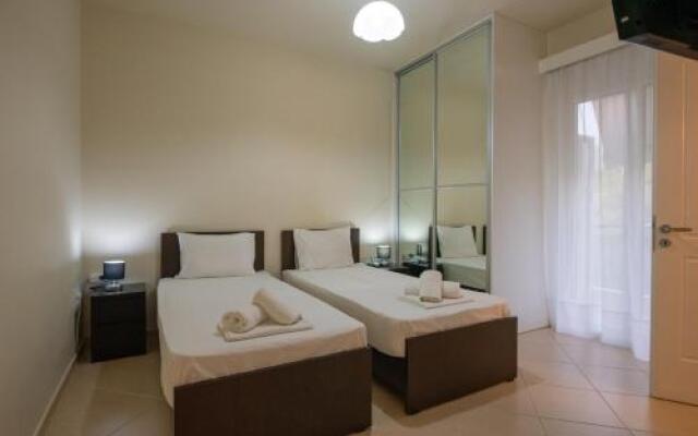 Paliochora Apartments