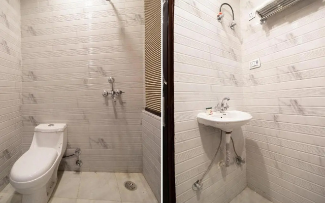Grand Inn by OYO Rooms