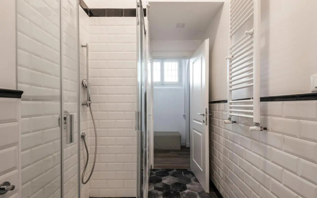 Iflat Mid-Century Modern Vatican Apartment