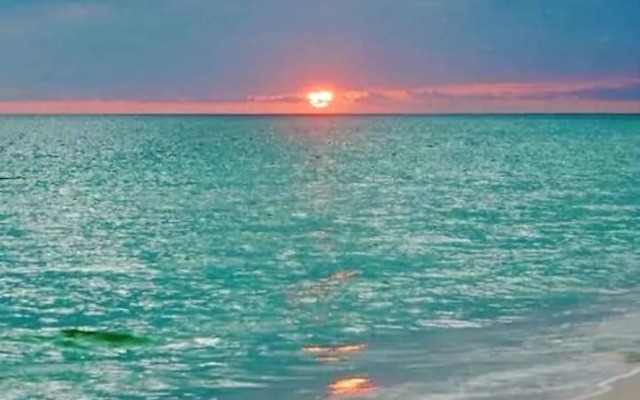 Lovely Apartment, Hallandale Beach!!!