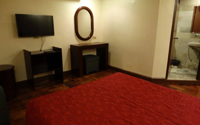 Cherry Blossoms Hotel