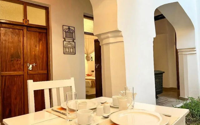 Zanzi House