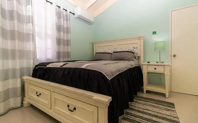 Serenity Retreat Villa Drax Hall