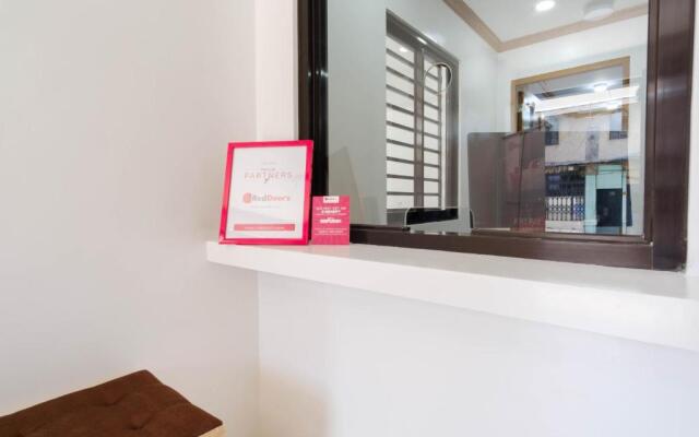 RedDoorz near SM Bicutan