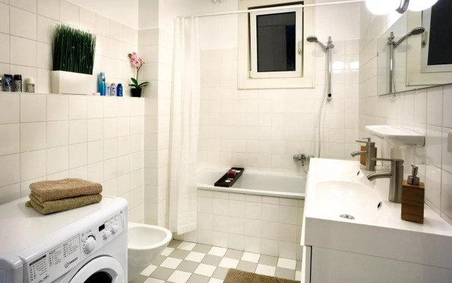 OPERASTREET CITY CENTER Apartment "Bangkok" in Vienna