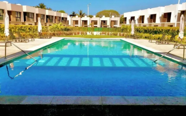 Private Jacuzzi Pool 2 Level House Private Coto