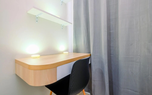 Cozy Stay And New Furnished Studio At Transpark Cibubur Apartment