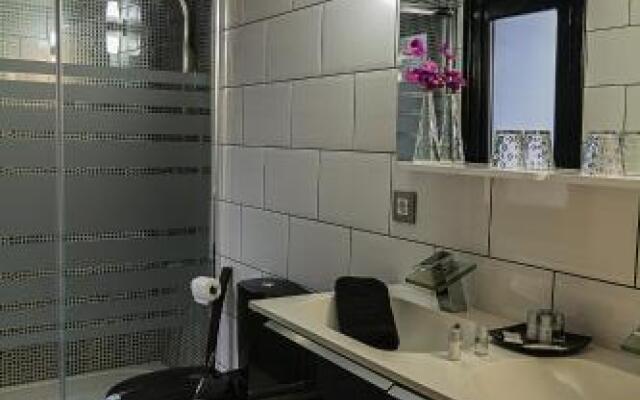 Apartamentos Adarve Toledo