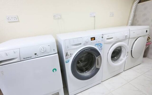 Uptown Hotel Apartment